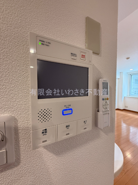 セキュリティ　モニター付きインターホン