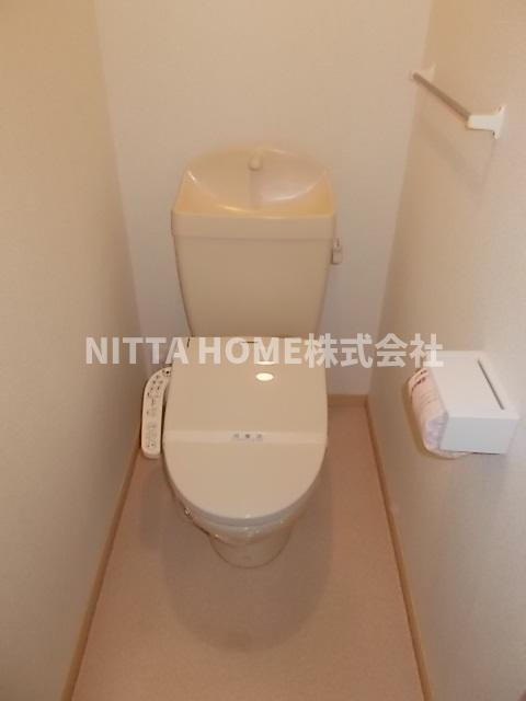 トイレ　温水洗浄付きのトイレです◇