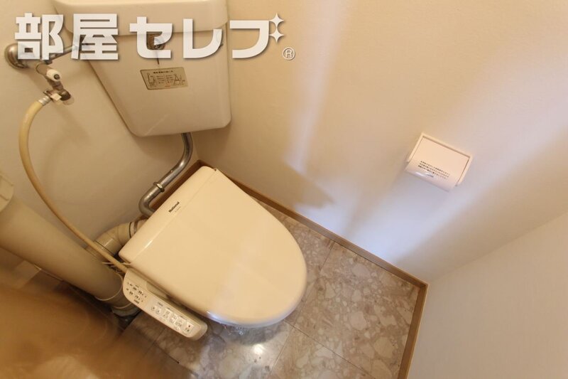 トイレ　他号室の写真です。