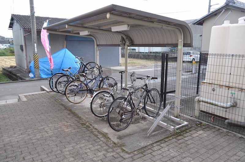 駐車場　駐輪場