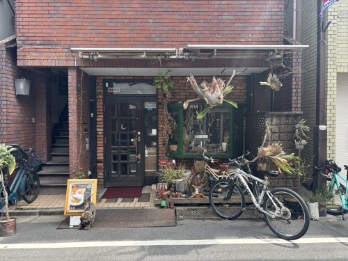 飲食店　カフェガルブ（飲食店）まで607m