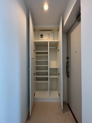 玄関　Ｂ　ＣＩＴＹ　東池袋　豊島区東池袋2
