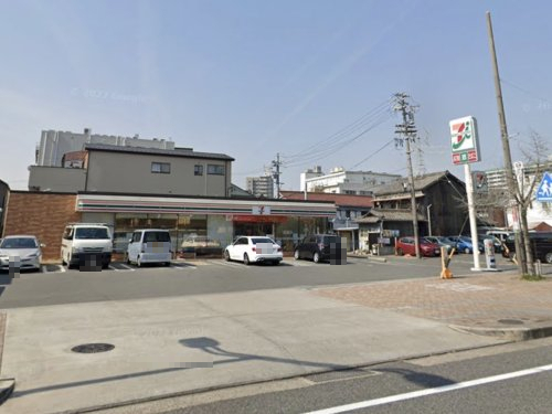 コンビニ　セブンイレブン 名古屋大宝1丁目店（コンビニ）まで711m