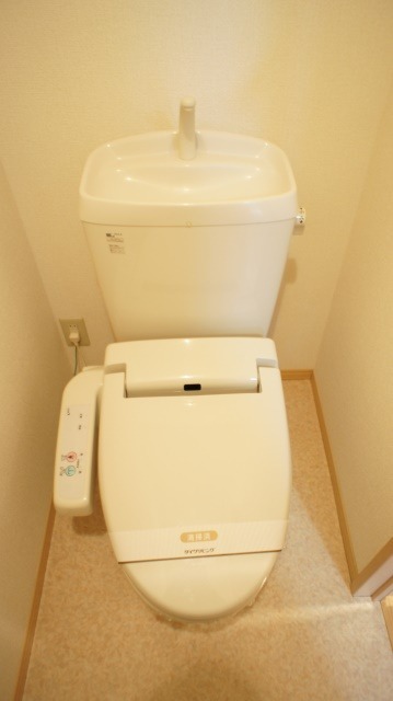 トイレ　図面と現状に相違がある場合には現状を優先