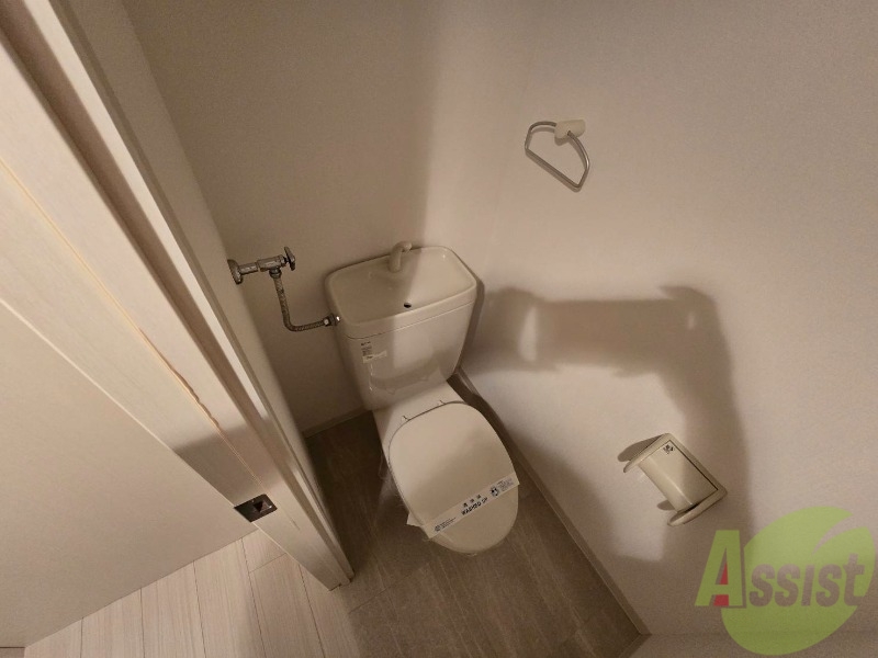 トイレ　こちらはトイレです。清潔感があり、安心して使用できます。