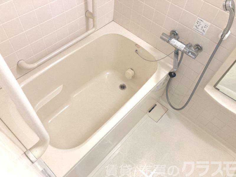 バス・シャワールーム　追い焚き機能付きバス♪