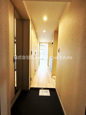 玄関　プレサンスOSAKA西中島リエゾン