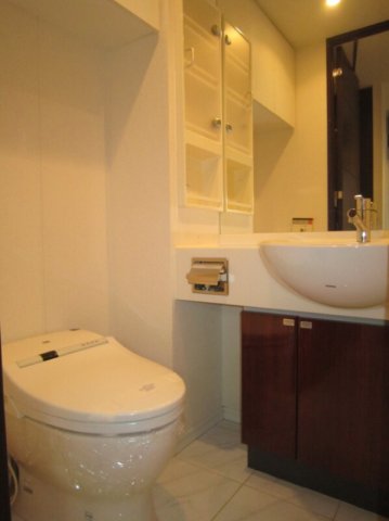 洗面設備　別部屋参考写真