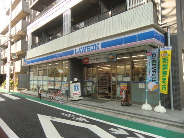 コンビニ　ローソン　新宿新小川町店（コンビニ）まで110m