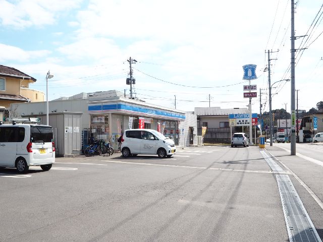 コンビニ　ローソン泉新橋町店（コンビニ）まで386m