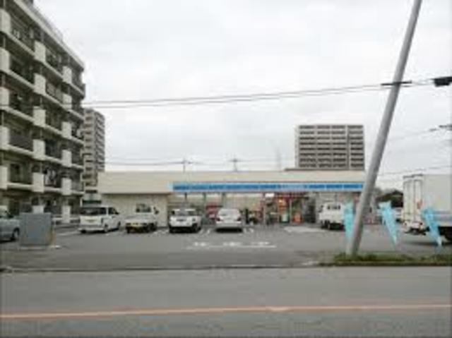 コンビニ　ローソン小山駅東通り二丁目店（コンビニ）まで506m