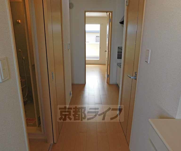 その他部屋・スペース　広い廊下です