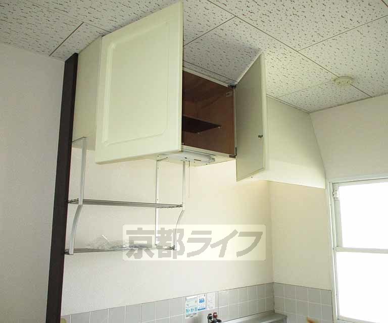 収納　冷蔵庫置き場です。