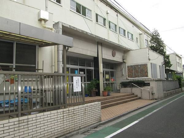 小学校　下小岩小学校（小学校）まで350m