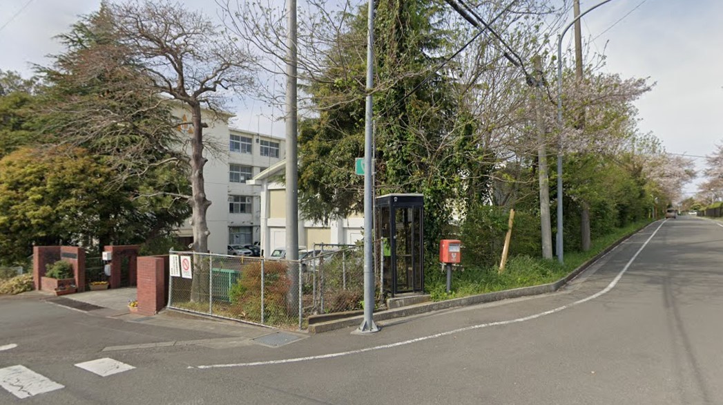 中学校　静岡市立東豊田中学校（中学校）まで527m