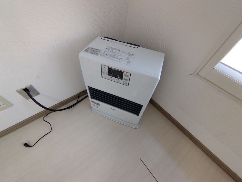 その他設備　灯油暖房です。札幌の寒い冬もこれで大丈夫！