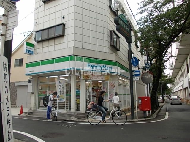 コンビニ　ファミリーマート 大東新町店（コンビニ）まで224m
