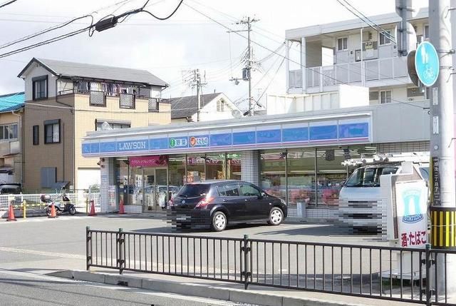 コンビニ　ローソン様（コンビニ）まで650m