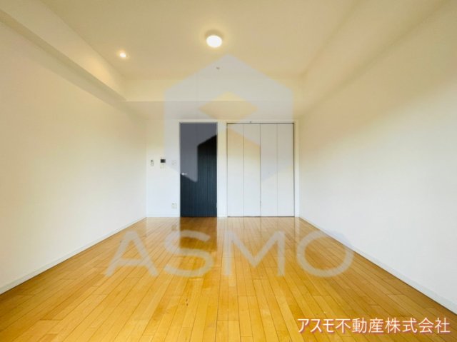 居室・リビング　※同建物内参考写真