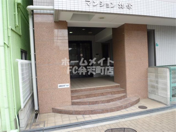 エントランス　毎日通るエントランスはこのようになっています