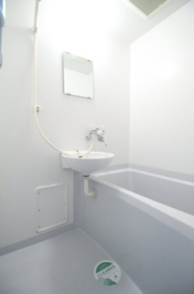 バス・シャワールーム　別部屋参考写真