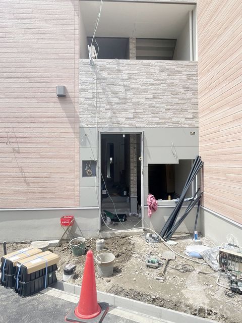 エントランス　建設中