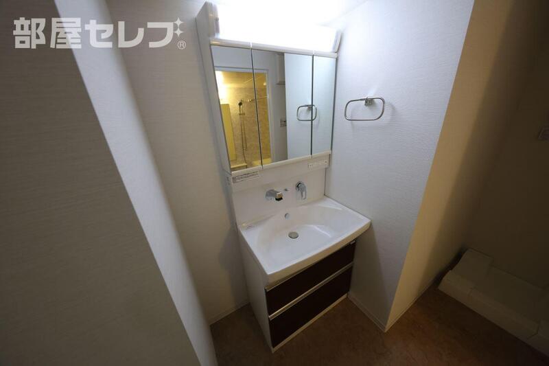 洗面設備　２０１号室写真