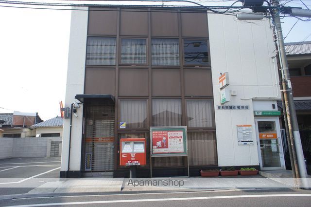 郵便局　岸和田岡山郵便局（郵便局）まで451m