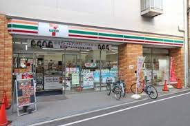 コンビニ　セブンイレブン JR東淀川駅西口店（コンビニ）まで403m