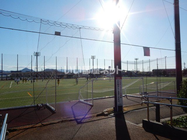 公園　竹原グラウンド（公園）まで260m