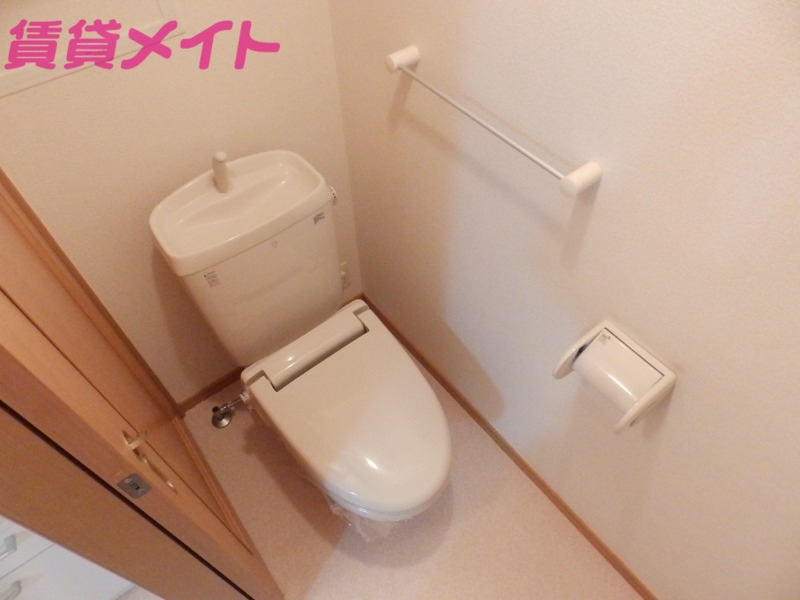 トイレ　反転タイプ参考写真