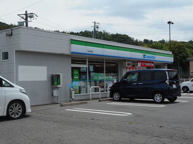 コンビニ　ファミリーマート　松本神田店（コンビニ）まで390m