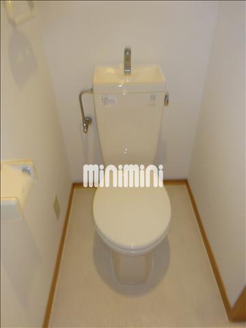 トイレ　清潔感あるトイレです。