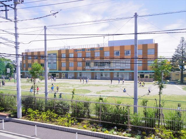 小学校　三鷹市立第三小学校（小学校）まで460m