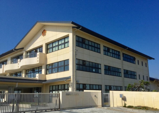 小学校　長浜市立速水小学校（小学校）まで800m