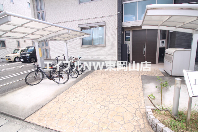 駐車場　駐輪場