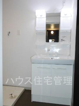 洗面設備　洗髪洗面化粧台