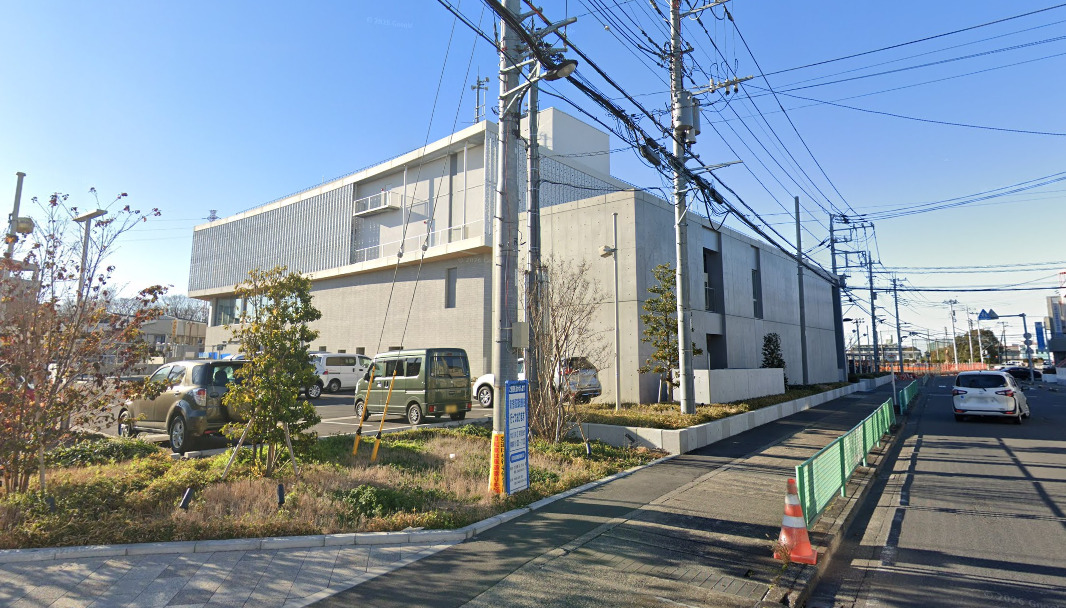 役所　八潮市役所（役所）まで1786m