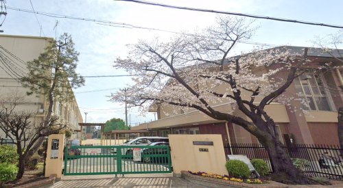 小学校　京都市立山ノ内小学校（小学校）まで622m