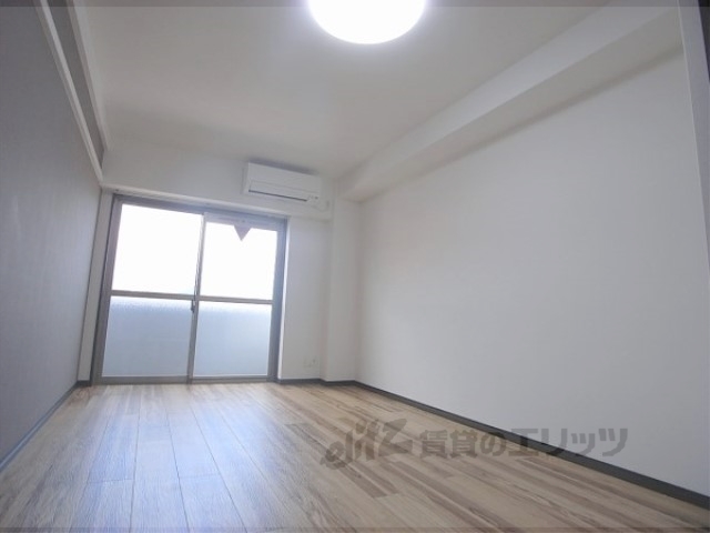 居室・リビング　居室