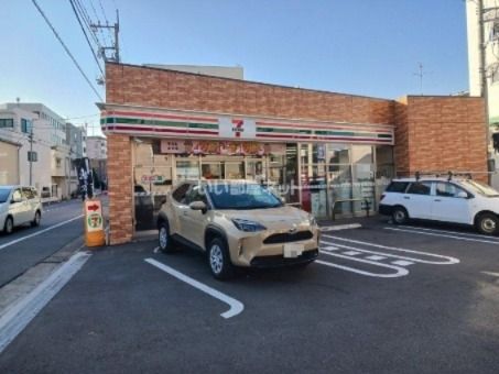 コンビニ　セブンイレブン世田谷奥沢自由通り店（コンビニ）まで698m