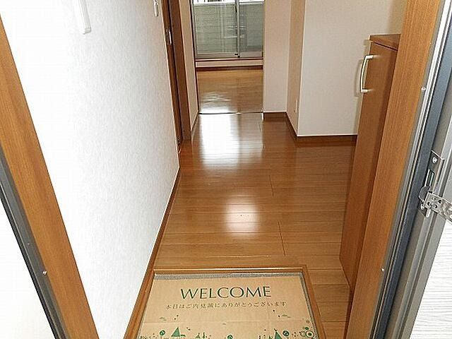 玄関　（別タイプ参考写真）Ever　Forest　豊島区千早4
