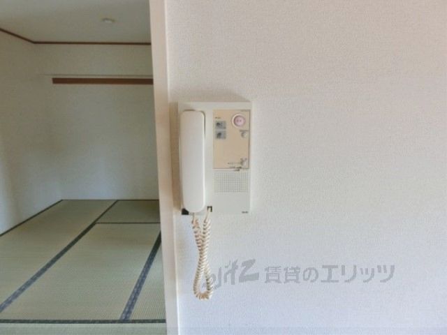 居室・リビング　インターフォン
