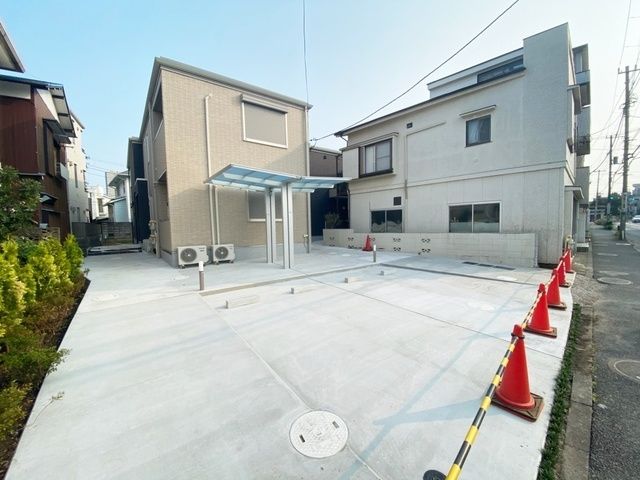 駐車場　駐車場