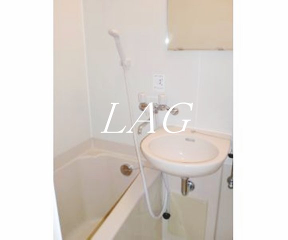 洗面設備　洗面台です。