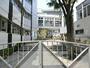 中学校　新宿区立落合中学校（中学校）まで624m