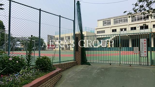 幼稚園・保育園　落合第四幼稚園（幼稚園・保育園）まで534m