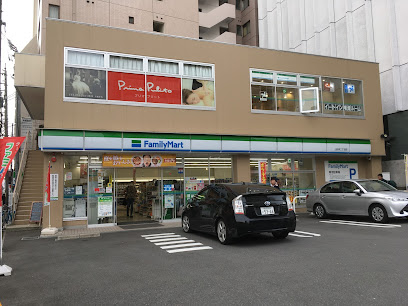 コンビニ　ファミリーマート 上前津二丁目店（コンビニ）まで194m