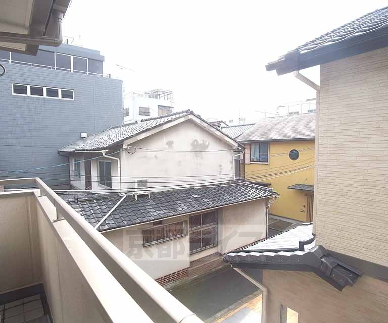眺望　南向きで日当たり良好。