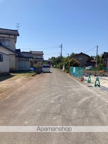その他　前面道路（その他）まで0m
